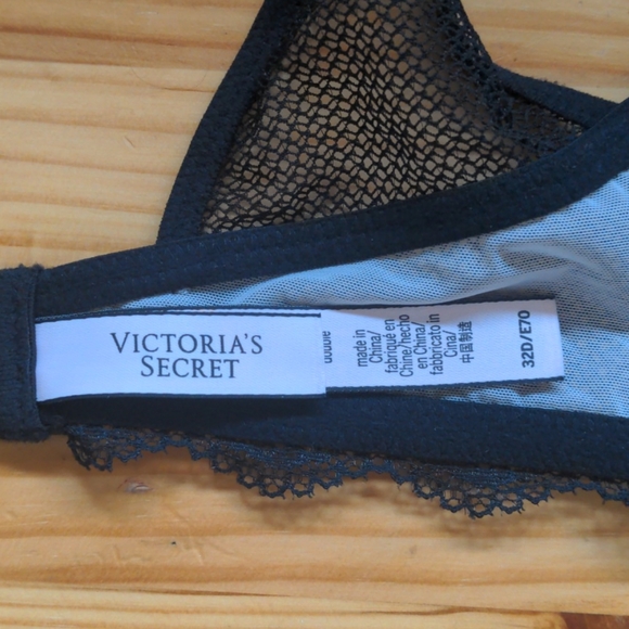Victoria's Secret Dream Angels Bra - Picture 3 of 4